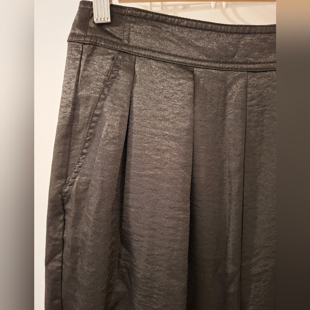 Urban Outfitters Women's Black Satin Barrel-leg Dress Pants (Size US 0) - Picture 4 of 8